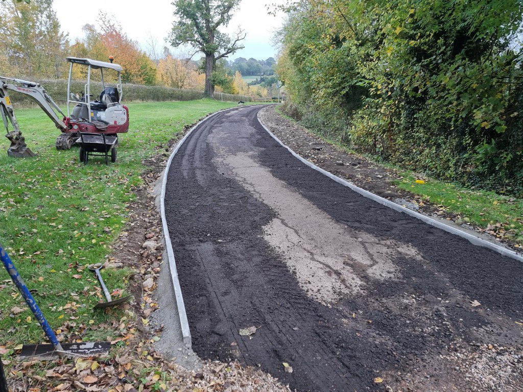 This is a large driveway which is in the process of having a tar and chip driveway installed on by Tunbridge Wells Driveways